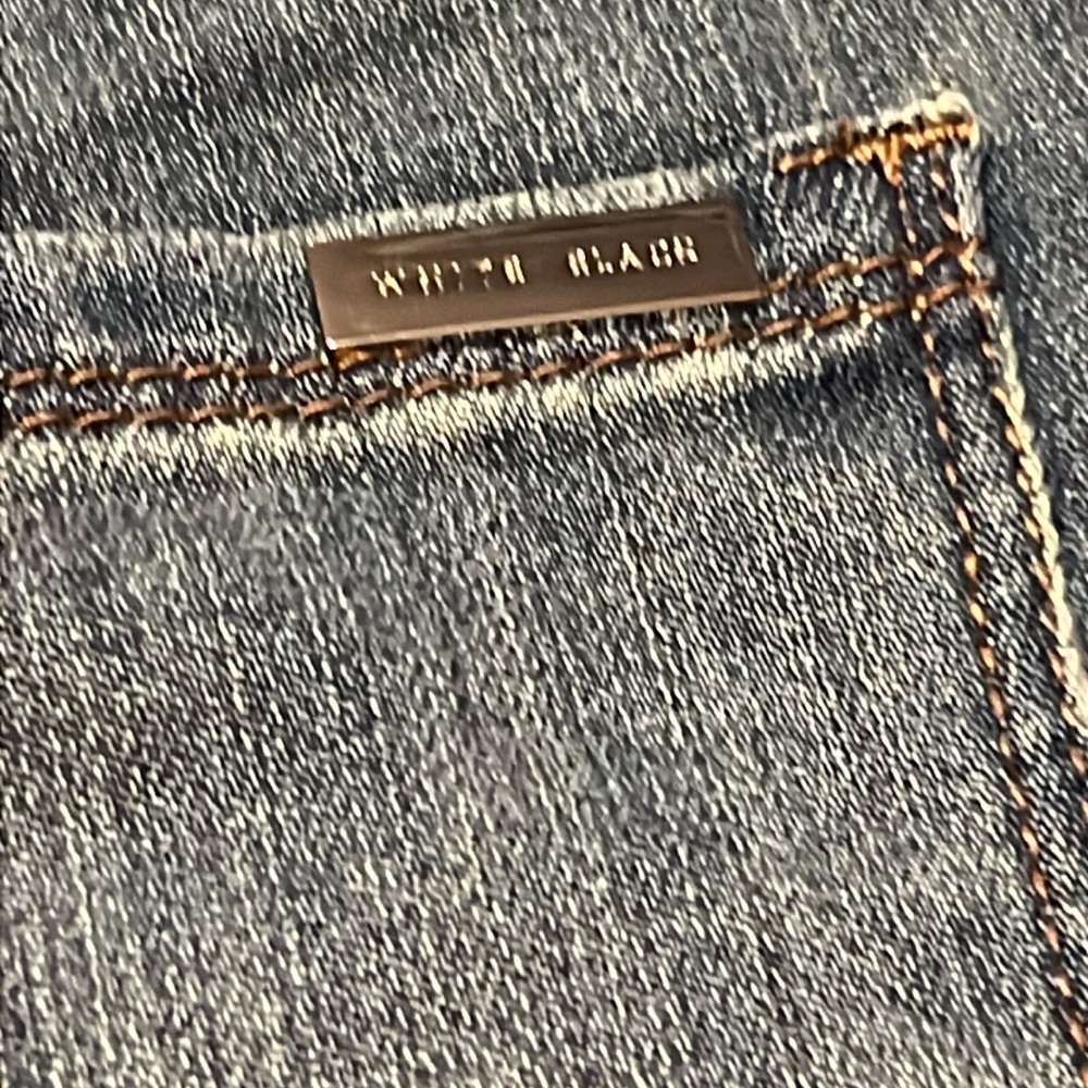 White House Black Market Girlfriend embellished crop jeans Size 6 - Picture 12 of 12